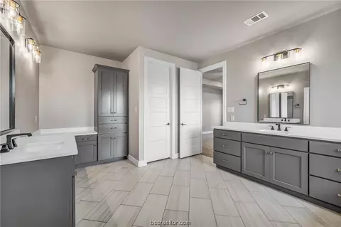 4653 River Valley Dr, Bryan, TX 77808 photo 24