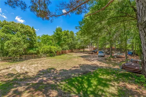 202 Rustic Oaks Dr, Bryan, TX 77808 photo 37