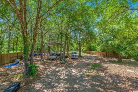 202 Rustic Oaks Dr, Bryan, TX 77808 photo 35