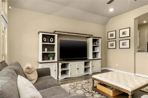 2017 Bleeker Cv, Bryan, TX 77807 photo 18