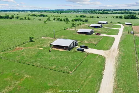 4311 Mancuso Rd, Bryan, TX 77808 photo 2