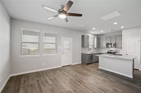 4708 Milagro Loop, Bryan, TX 77807 photo 3