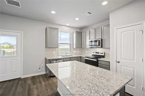 4708 Milagro Loop, Bryan, TX 77807 photo 7