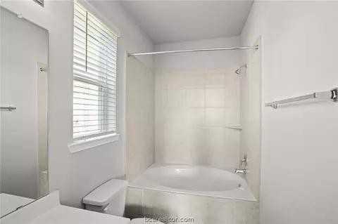 5780 Cerrillos Dr, Bryan, TX 77807 photo 15