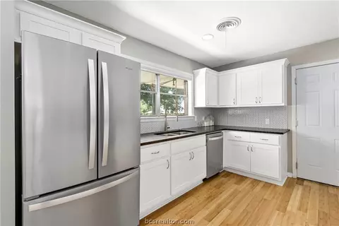 4201 Nagle Street Cob, Bryan, TX 77801 photo 17