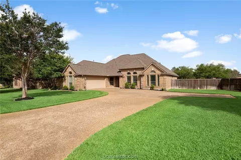5300 Winchester Dr, Bryan, TX 77802 photo 31