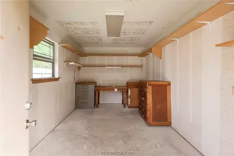 5300 Winchester Dr, Bryan, TX 77802 photo 28
