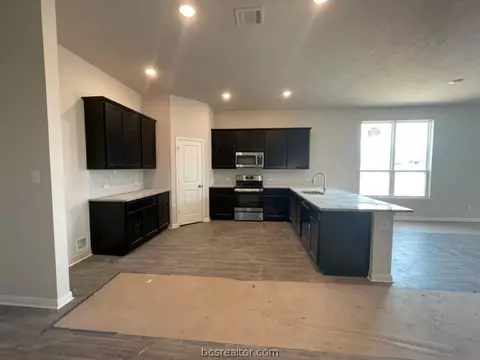 1935 Viva Rd, Bryan, TX 77807 photo 12