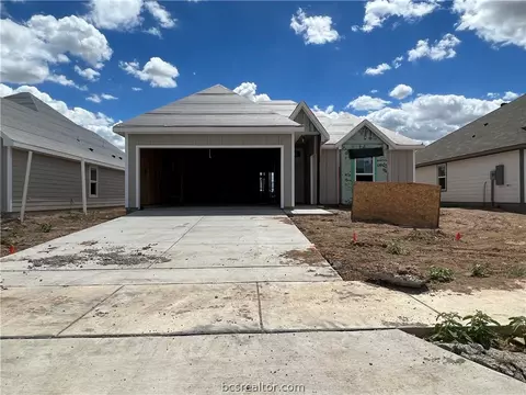 1955 Chief St, Bryan, TX 77803 photo 2