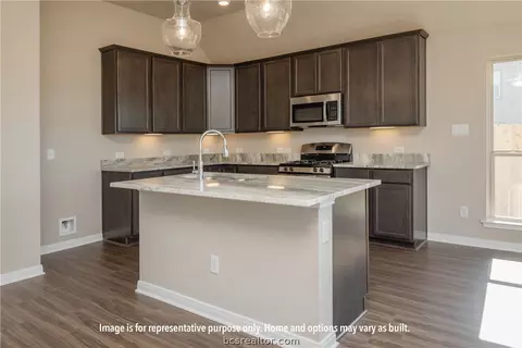 1955 Chief St, Bryan, TX 77803 photo 4