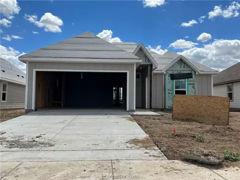 1955 Chief St, Bryan, TX 77803 photo 1
