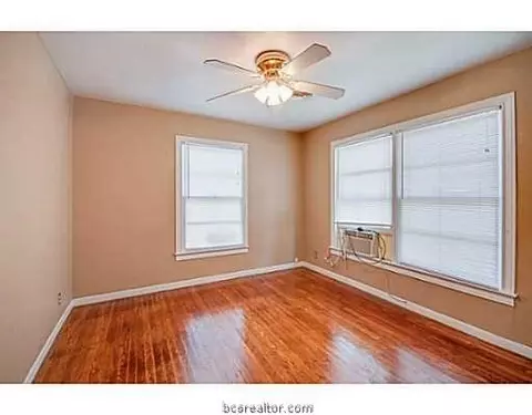 1113 E 26th St, Bryan, TX 77803 photo 6