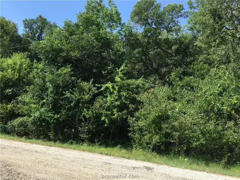 6333 Dogwood Dr, Bryan, TX 77807 photo 2