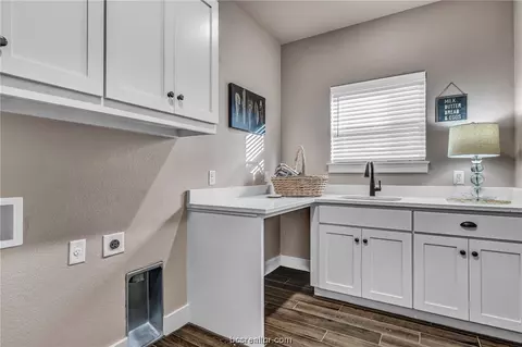 3320 Stoneleigh Rd, Bryan, TX 77808 photo 21