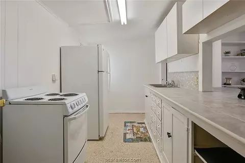 410 E North Ave, Bryan, TX 77801 photo 22