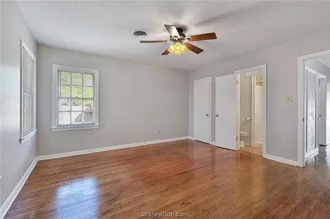 410 E North Ave, Bryan, TX 77801 photo 12