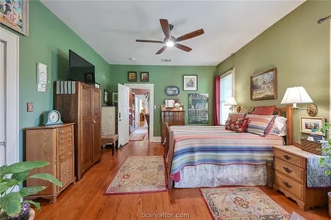705 E 31st St, Bryan, TX 77803 photo 18
