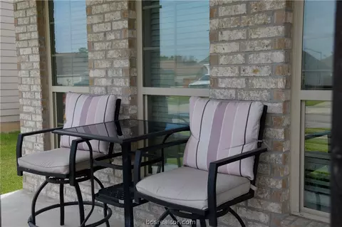 2003 Markley Dr, Bryan, TX 77807 photo 2