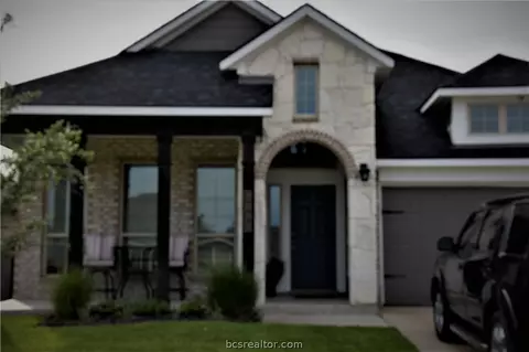 2003 Markley Dr, Bryan, TX 77807 photo 1