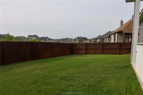 2003 Markley Dr, Bryan, TX 77807 photo 22