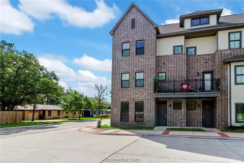 600 Clay St, Bryan, TX 77801 photo 6