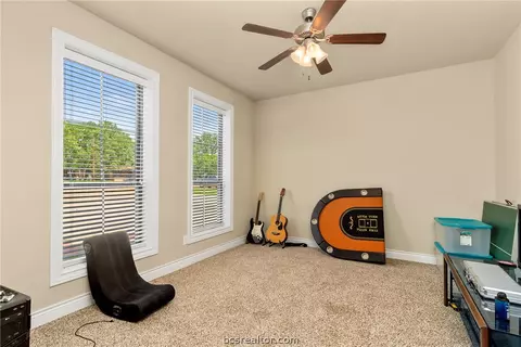 600 Clay St, Bryan, TX 77801 photo 9