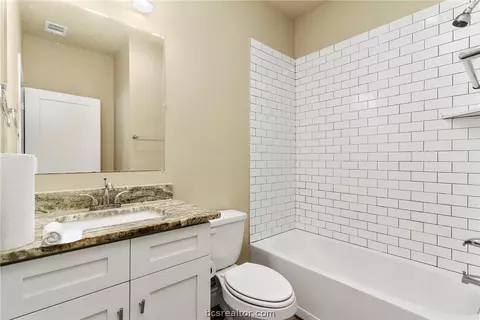 608 Clay St, Bryan, TX 77801 photo 31