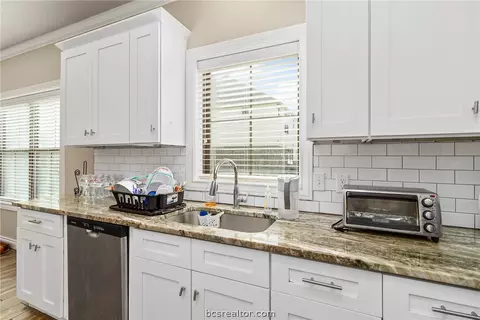 608 Clay St, Bryan, TX 77801 photo 20