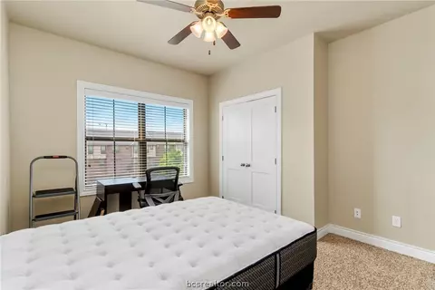 608 Clay St, Bryan, TX 77801 photo 25