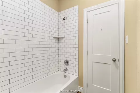 608 Clay St, Bryan, TX 77801 photo 28