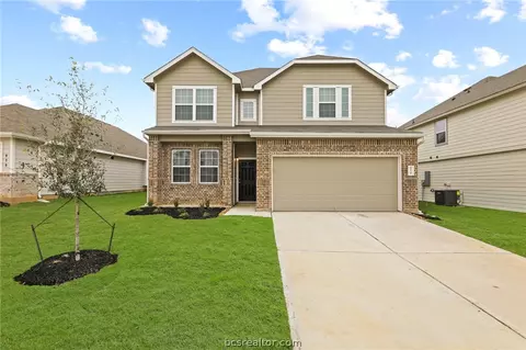 976 Harper Ln, Bryan, TX 77803