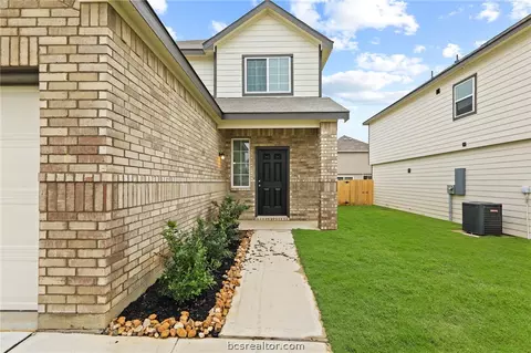 968 Harper Ln, Bryan, TX 77803 photo 2