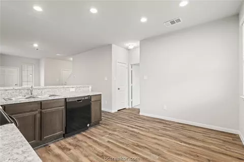 968 Harper Ln, Bryan, TX 77803 photo 11