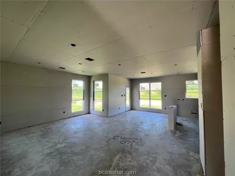 1976 Chief St, Bryan, TX 77807 photo 4