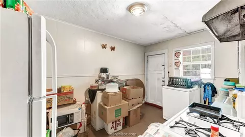 908 E 25th St, Bryan, TX 77803 photo 5