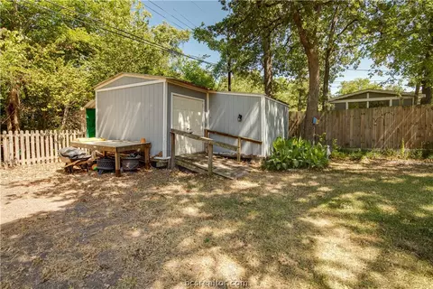 2317 Wayside Dr, Bryan, TX 77802 photo 28