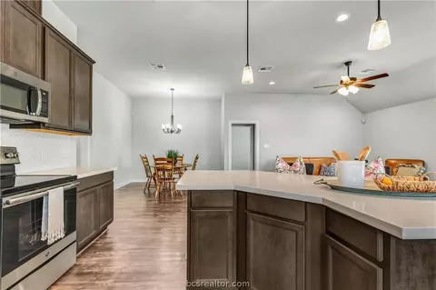3409 Alsace Ct, Bryan, TX 77808 photo 9
