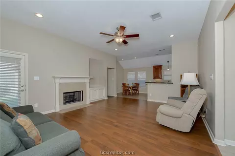 3313 Broadmoor Dr, Bryan, TX 77802 photo 6