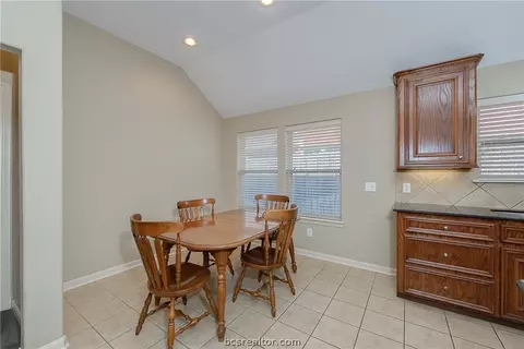 3313 Broadmoor Dr, Bryan, TX 77802 photo 8