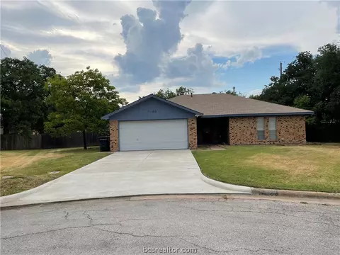 1100 Forest Glen Ct, Bryan, TX 77803 photo 5