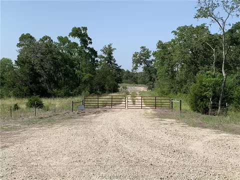 12488 Roese Rd, Iola, TX 77861 photo 2