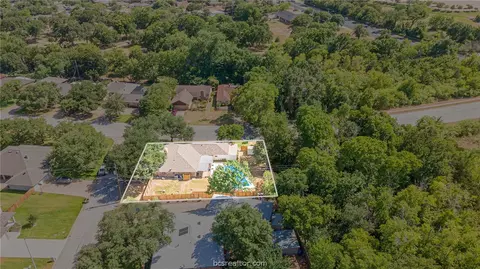 1901 Debbie Dr, Bryan, TX 77802 photo 36