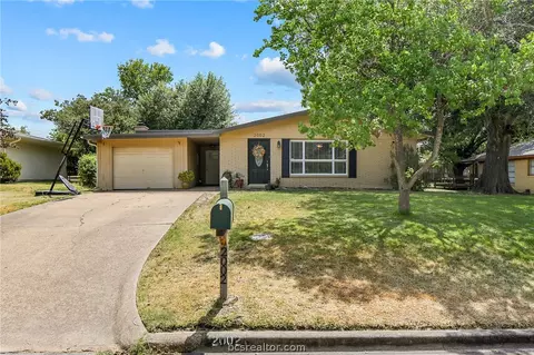 2002 Vinewood Dr, Bryan, TX 77802 photo 34