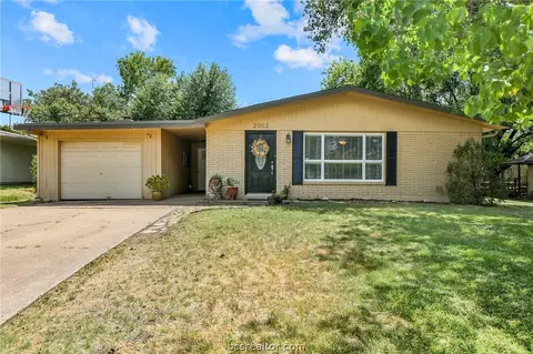 2002 Vinewood Dr, Bryan, TX 77802 photo 37