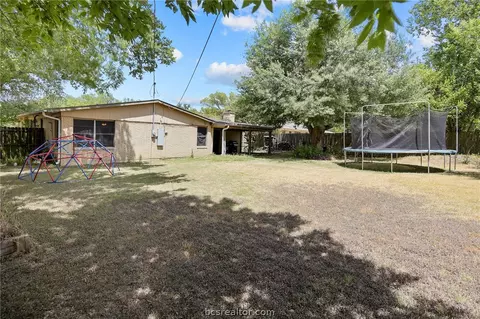 2002 Vinewood Dr, Bryan, TX 77802 photo 31