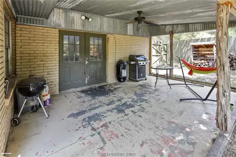 2002 Vinewood Dr, Bryan, TX 77802 photo 29