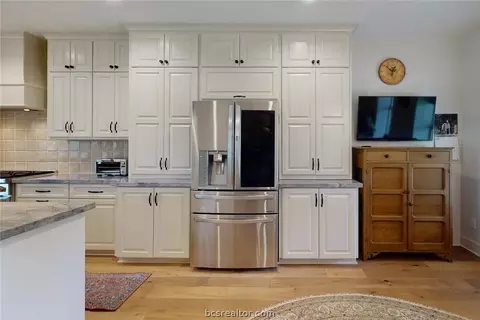 10884 Jackrabbit Ln, Bryan, TX 77808 photo 8