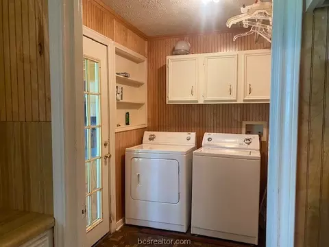 402 Mitchell St, Bryan, TX 77801 photo 8