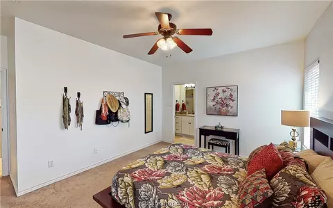405 Montauk Ct, Bryan, TX 77801 photo 10
