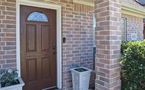 405 Montauk Ct, Bryan, TX 77801 photo 2